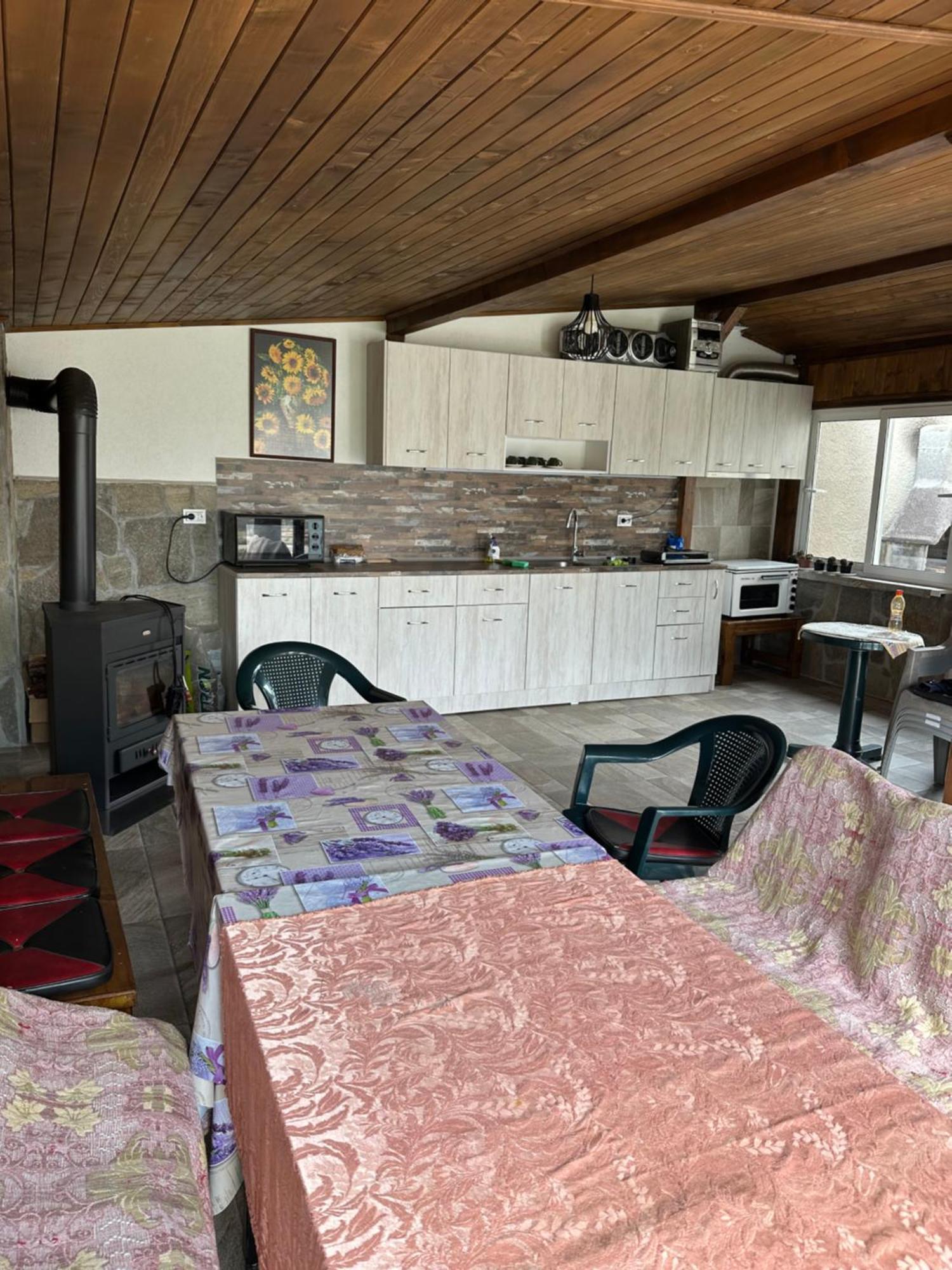 Velkovski Guest House Hisarya Luaran gambar