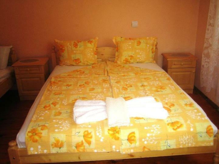 Velkovski Guest House Hisarya Luaran gambar
