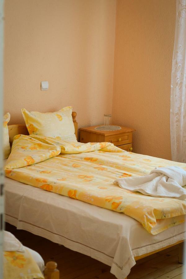 Velkovski Guest House Hisarya Luaran gambar