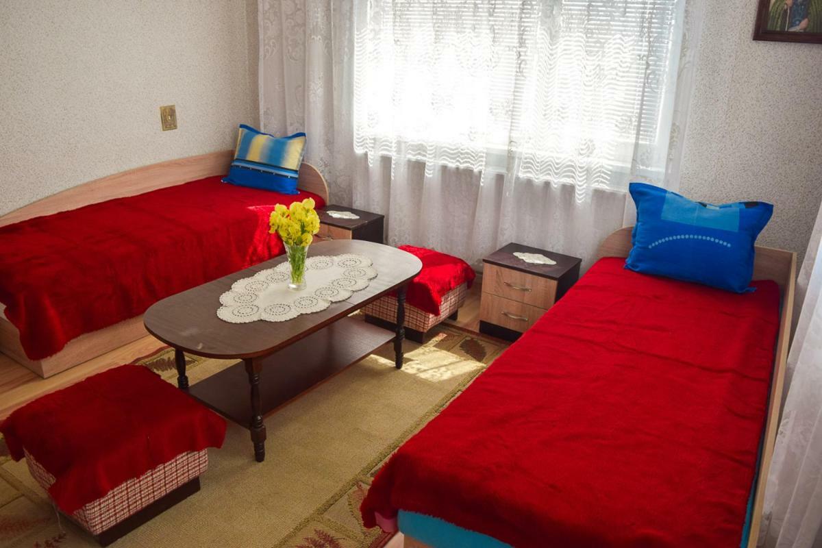 Velkovski Guest House Hisarya Luaran gambar